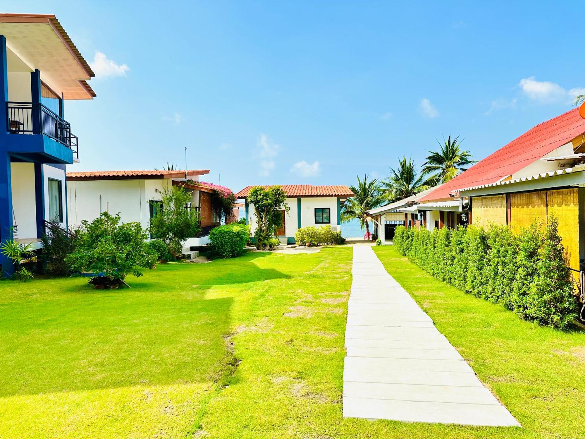 The Scenery Beach Resort Baan Khai Εξωτερικό φωτογραφία