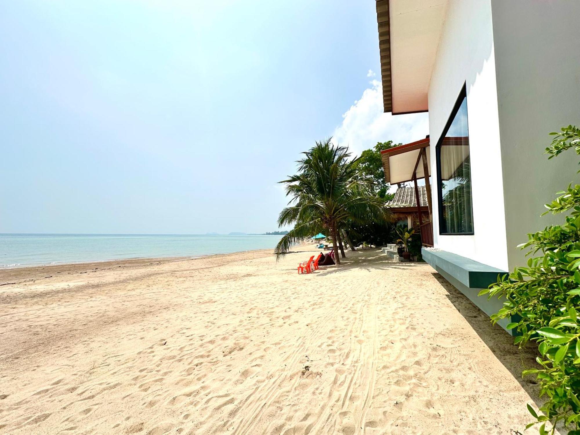 The Scenery Beach Resort Baan Khai Εξωτερικό φωτογραφία